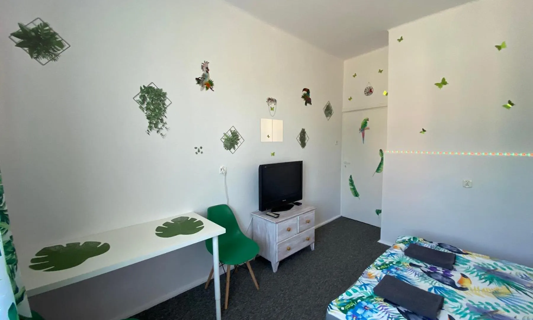 Jungle Rooms Gdansk 0*,